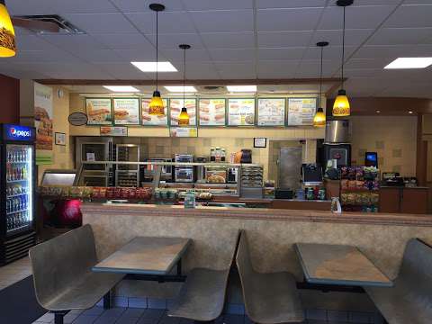 Restaurant SUBWAY Restaurant SUBWAY